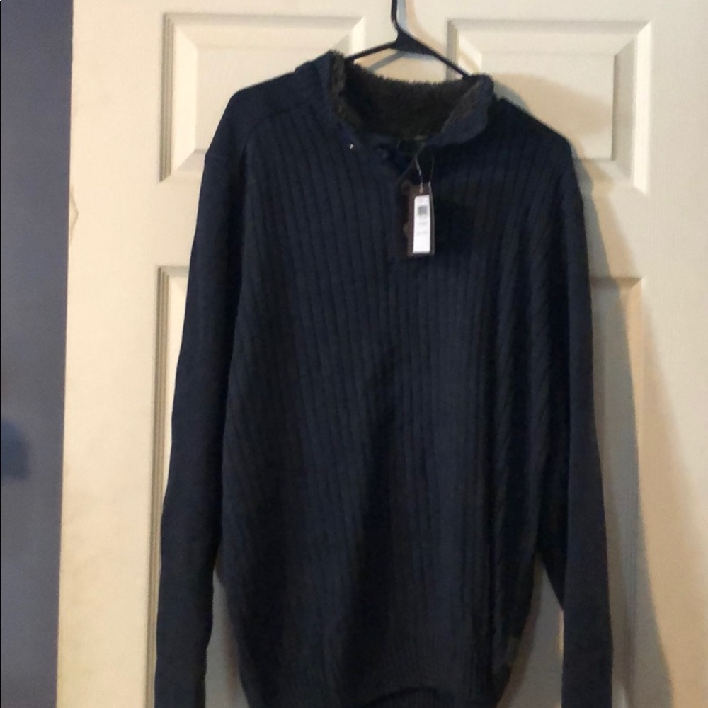 Men's sweater